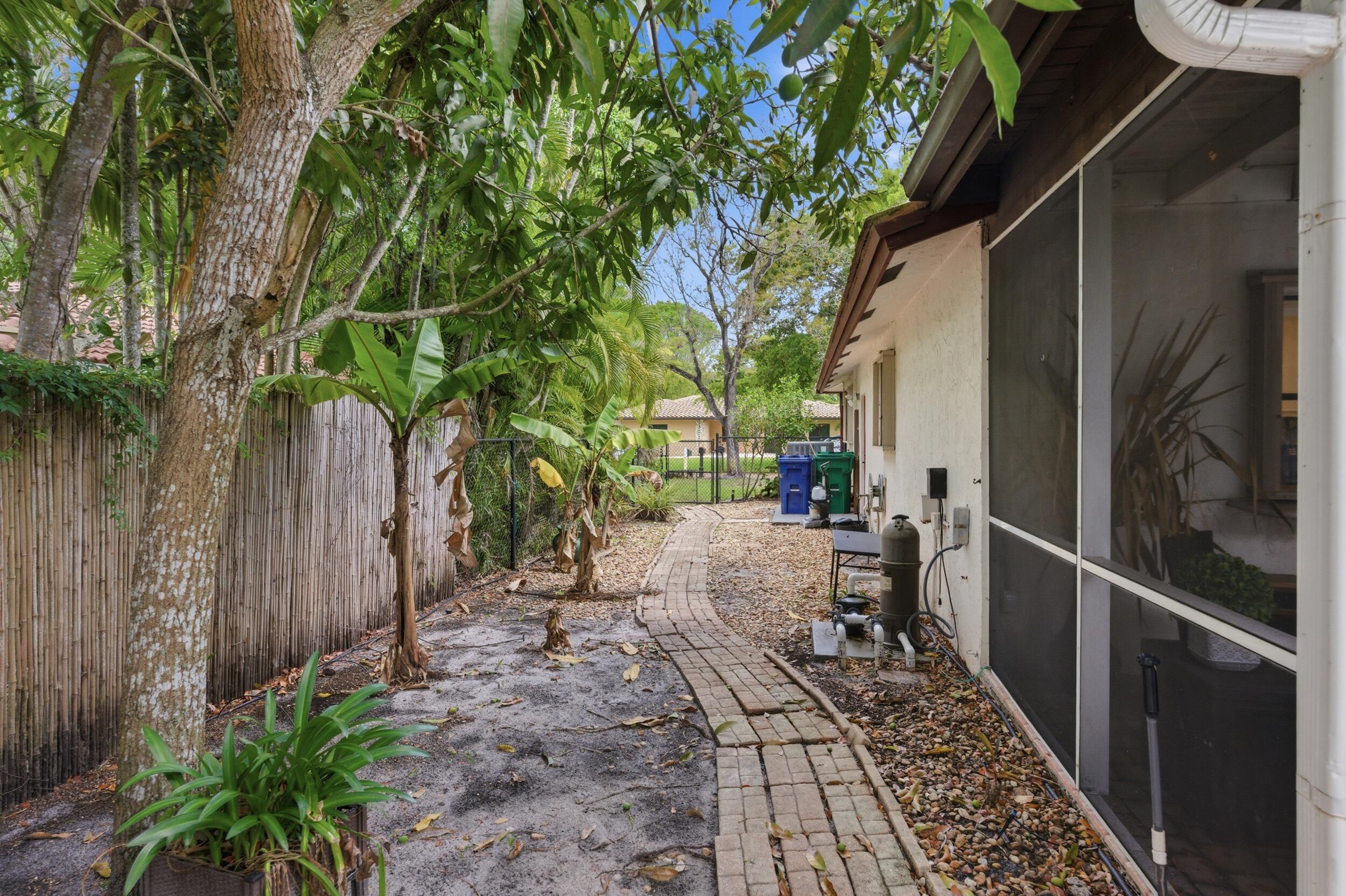 CYPRESS RUN - Residential