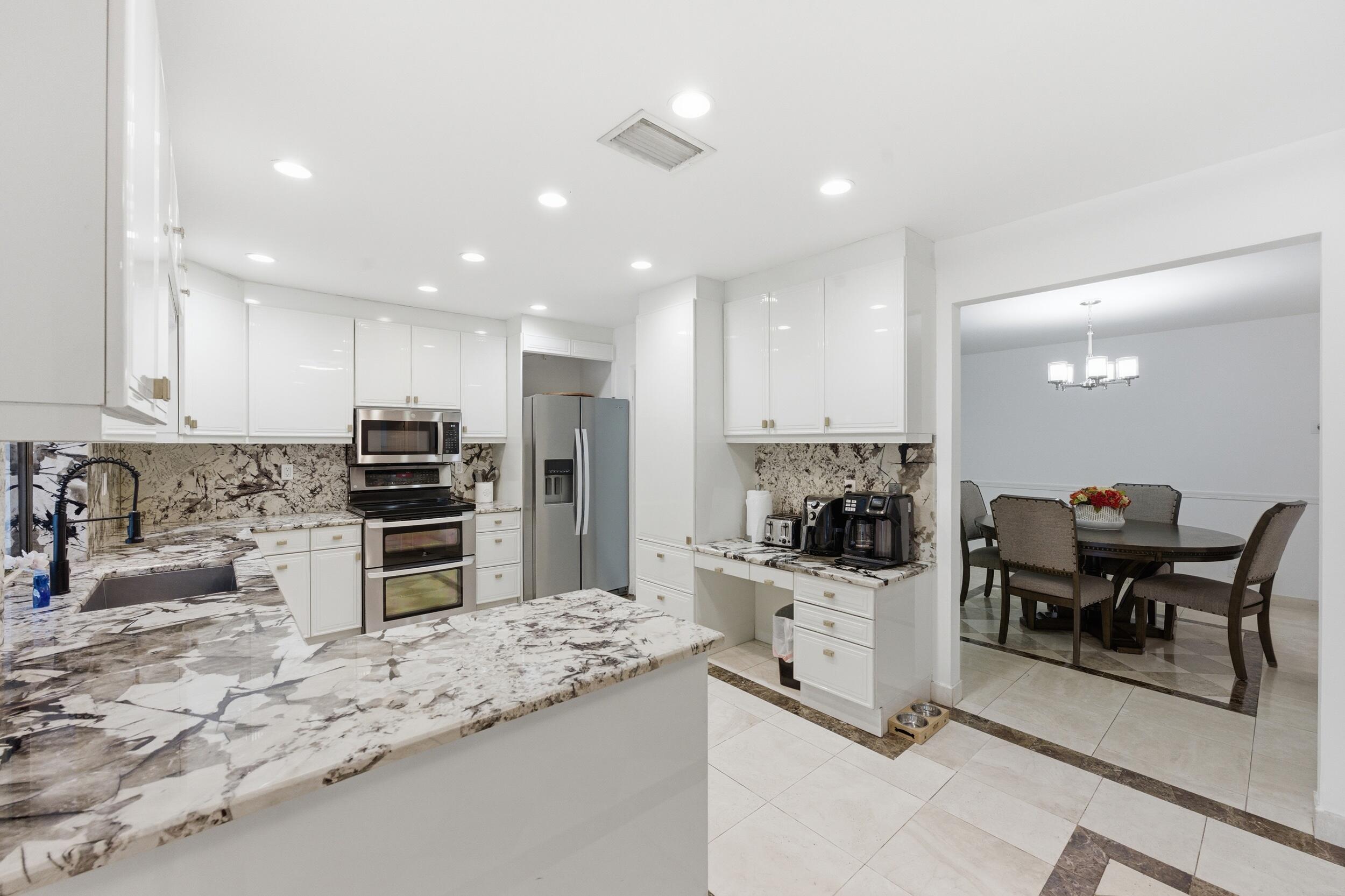 CYPRESS RUN - Residential