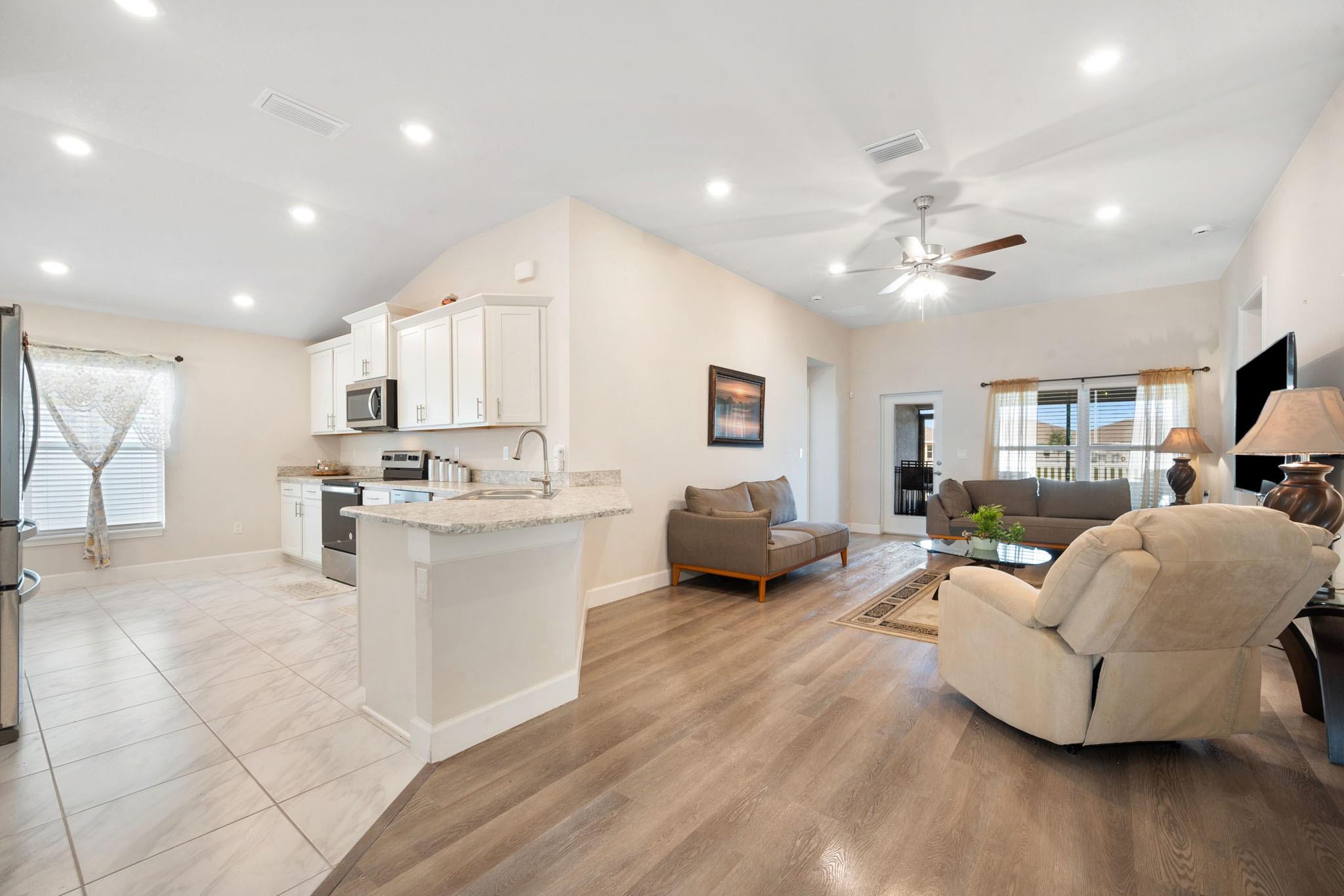 WATERSTONE PHASE THREE - Residential