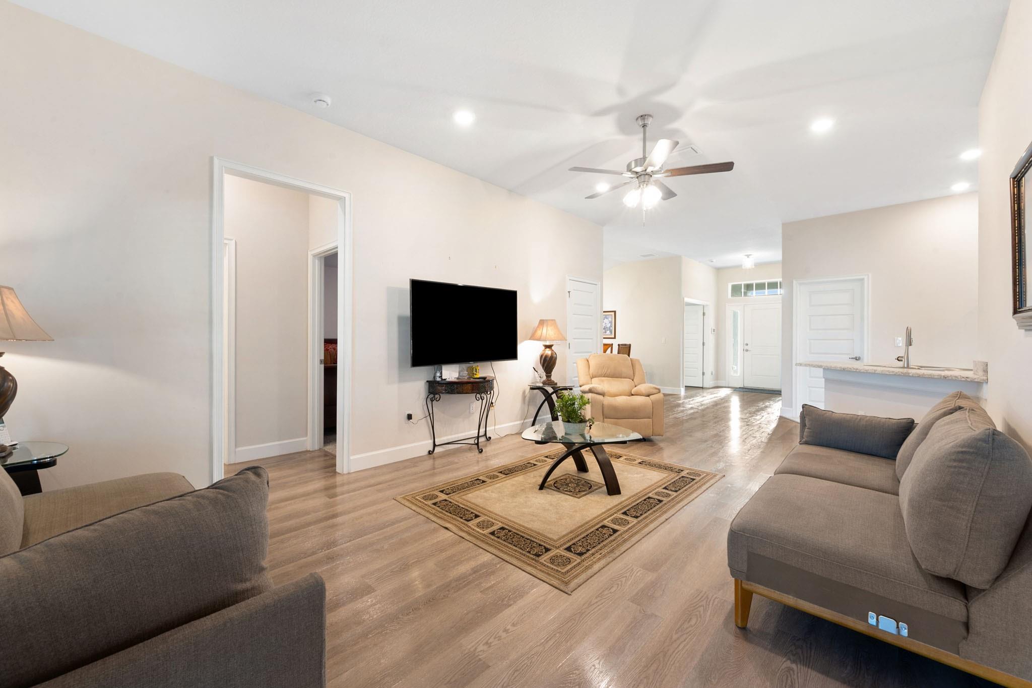 WATERSTONE PHASE THREE - Residential