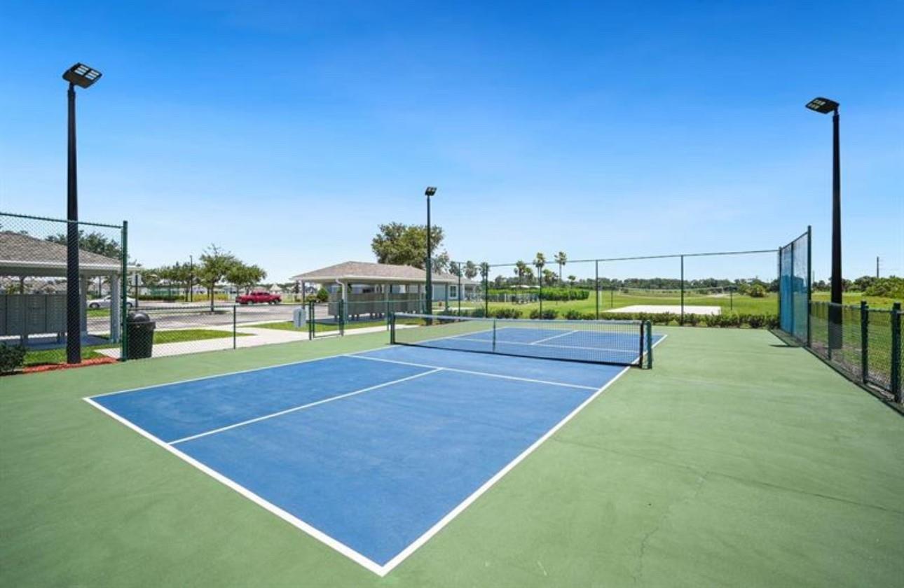 WATERSTONE PHASE THREE - Residential