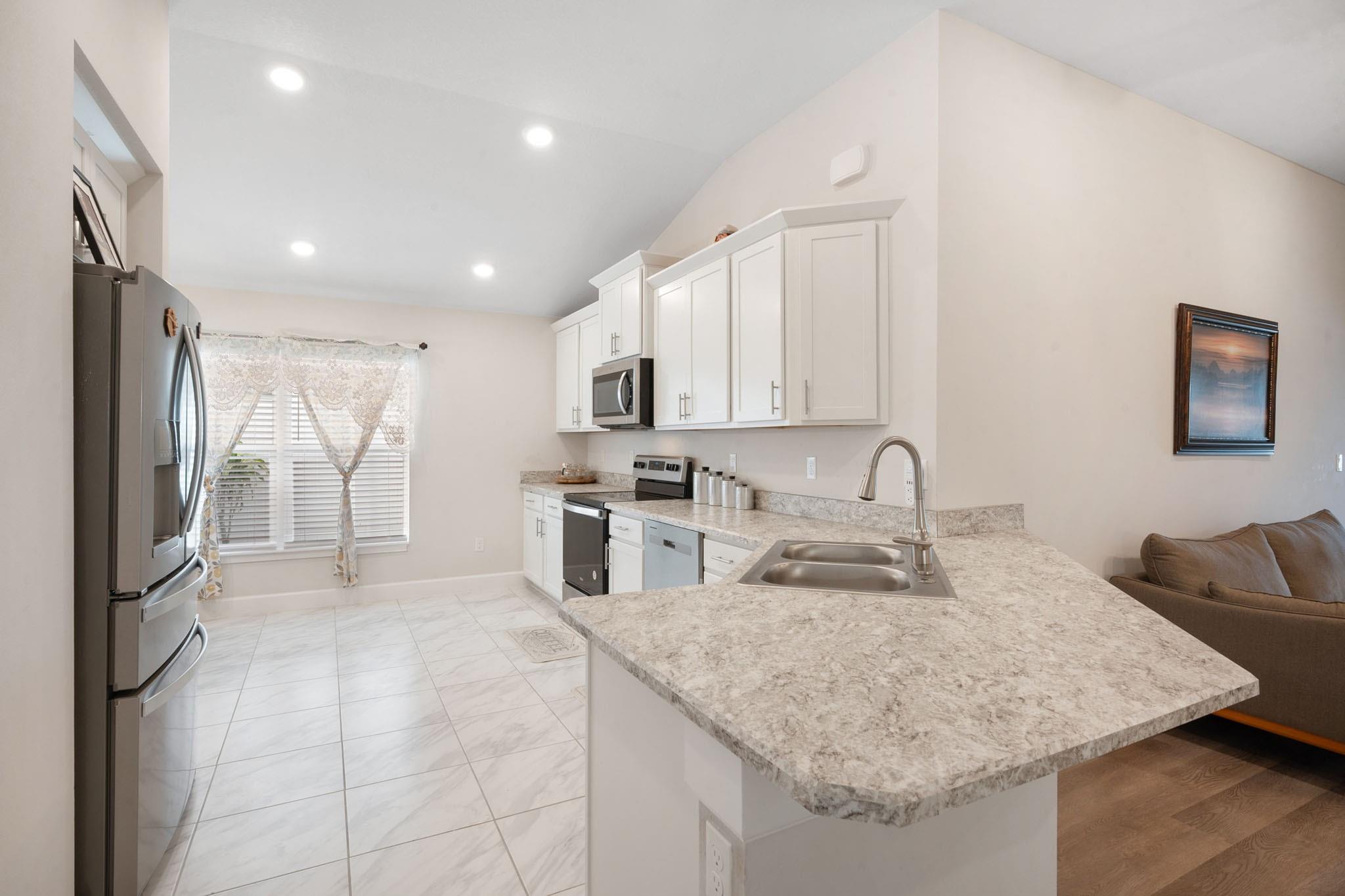 WATERSTONE PHASE THREE - Residential