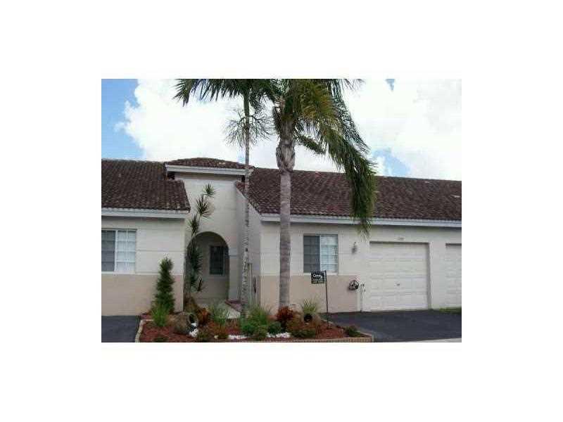 VILLAGES OF RENAISSANCE - Residential Lease