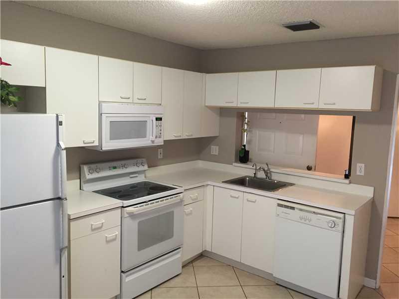 VILLAGES OF RENAISSANCE - Residential Lease