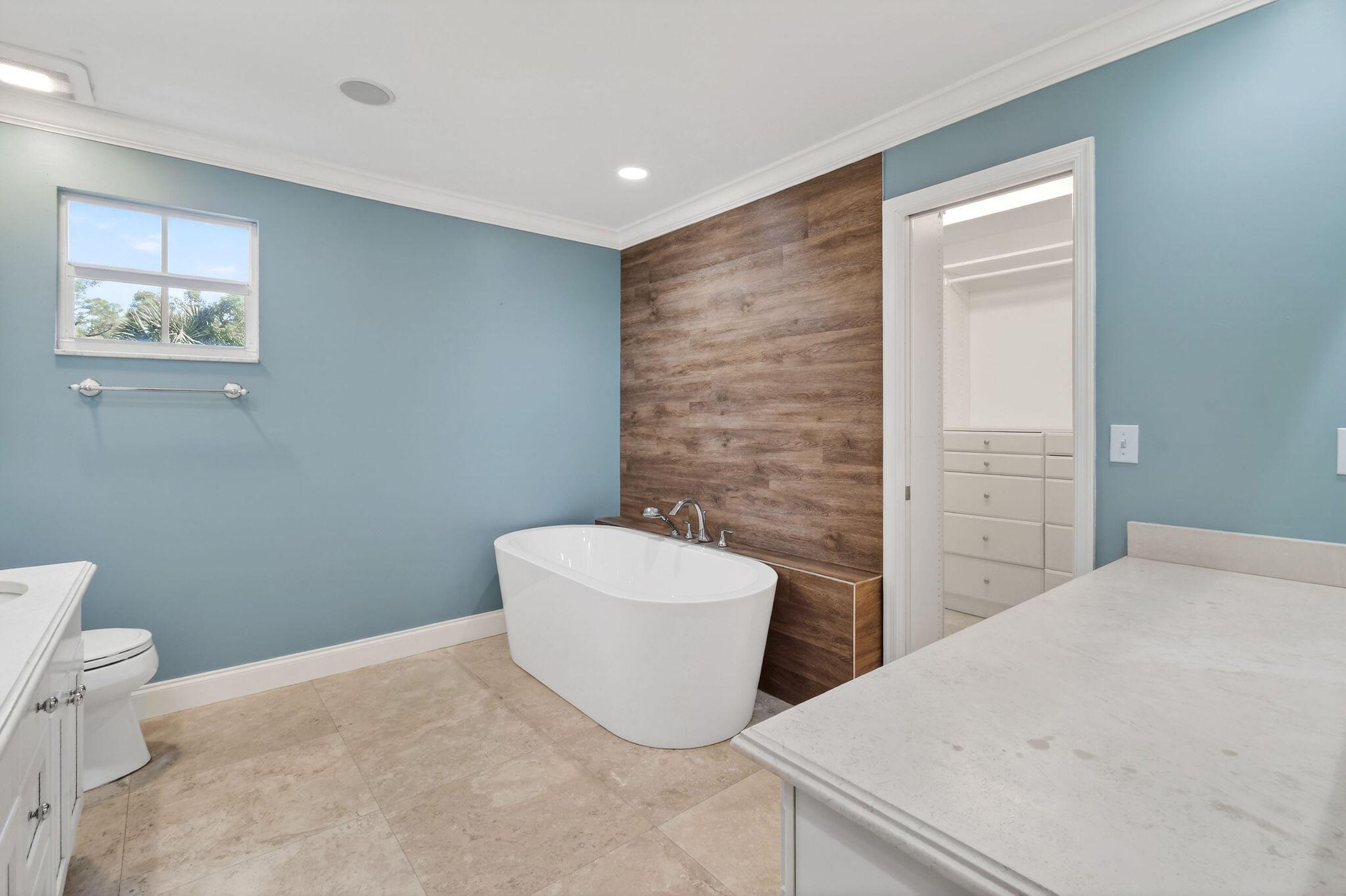 LOXAHATCHEE GROVES - Residential