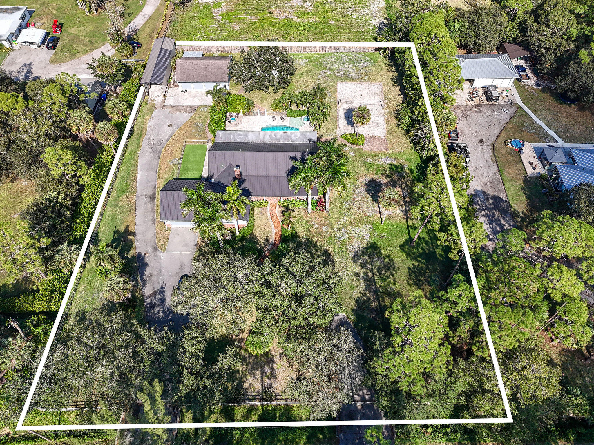 LOXAHATCHEE GROVES - Residential