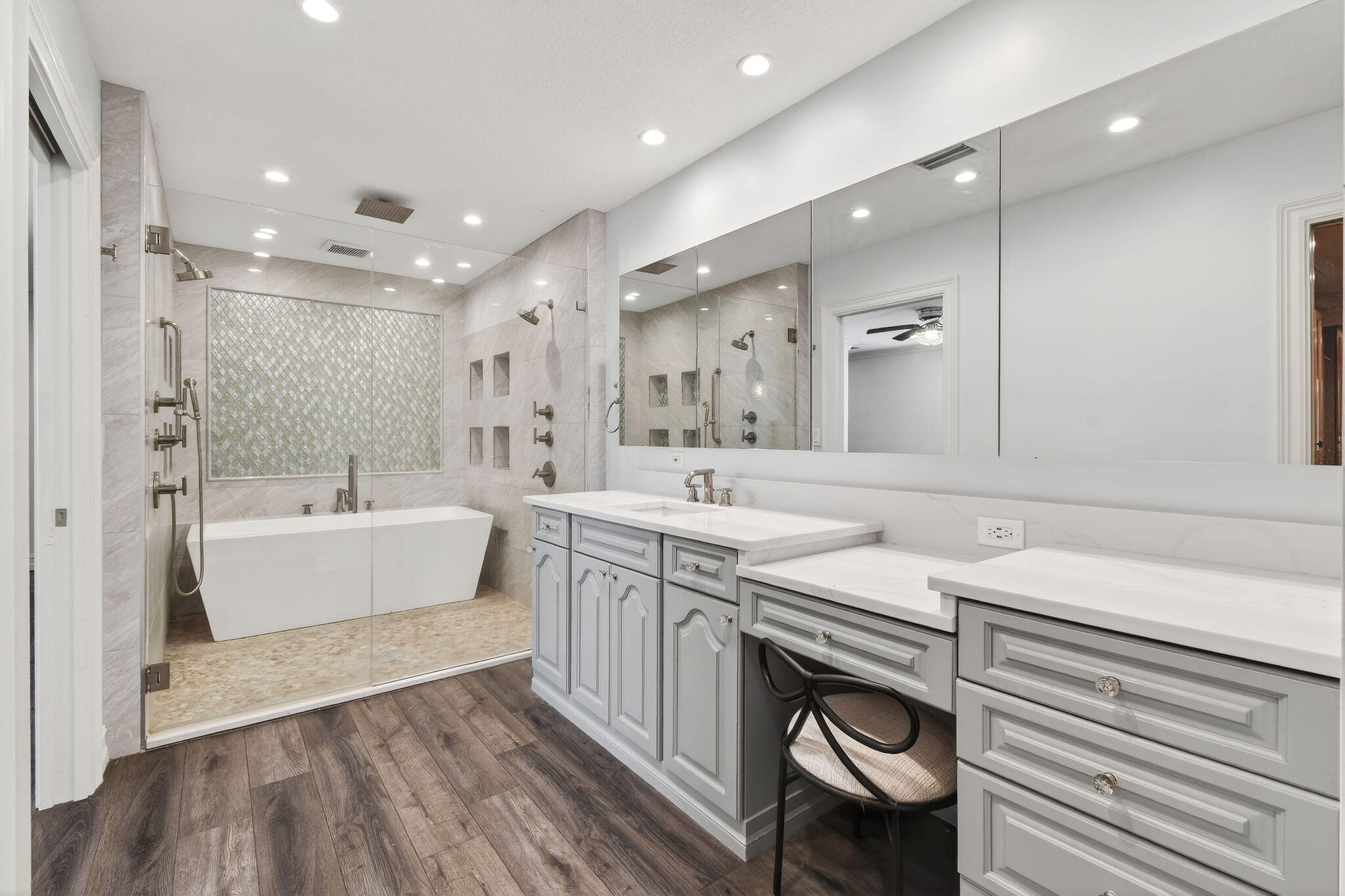 LOXAHATCHEE GROVES - Residential