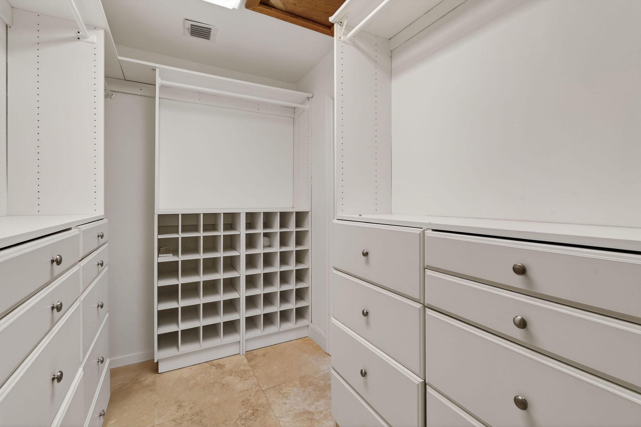 LOXAHATCHEE GROVES - Residential