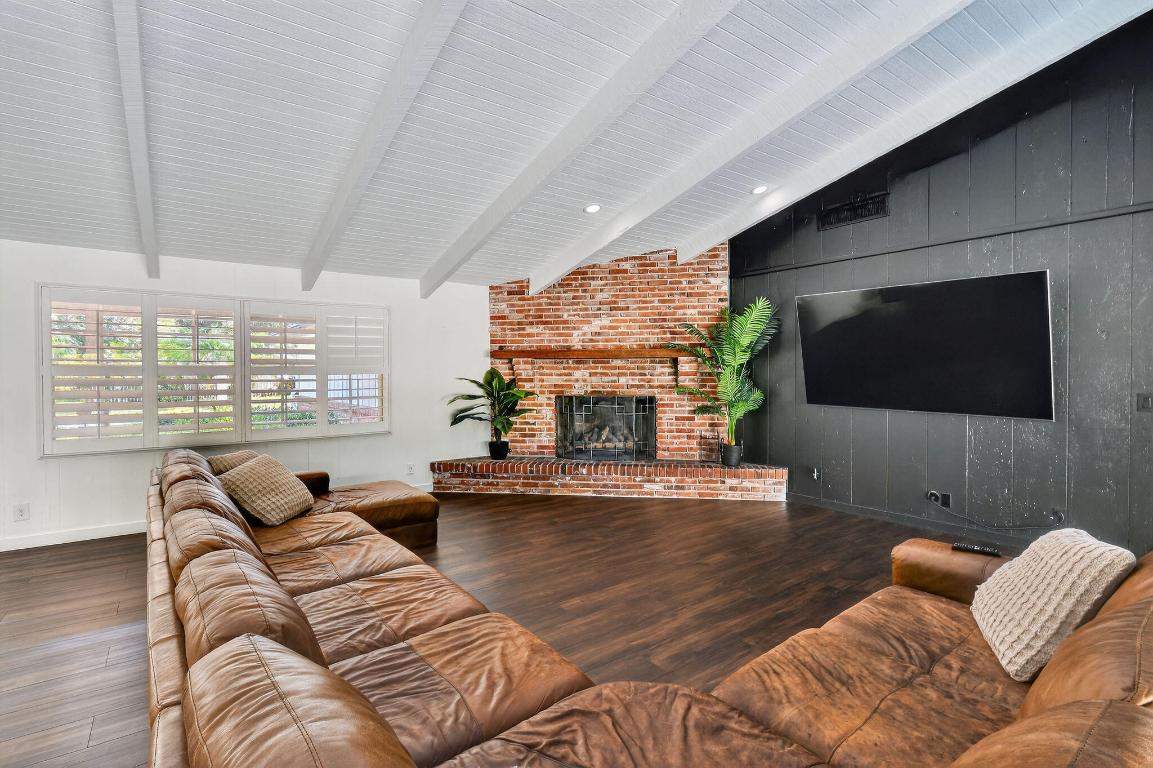 LOXAHATCHEE GROVES - Residential