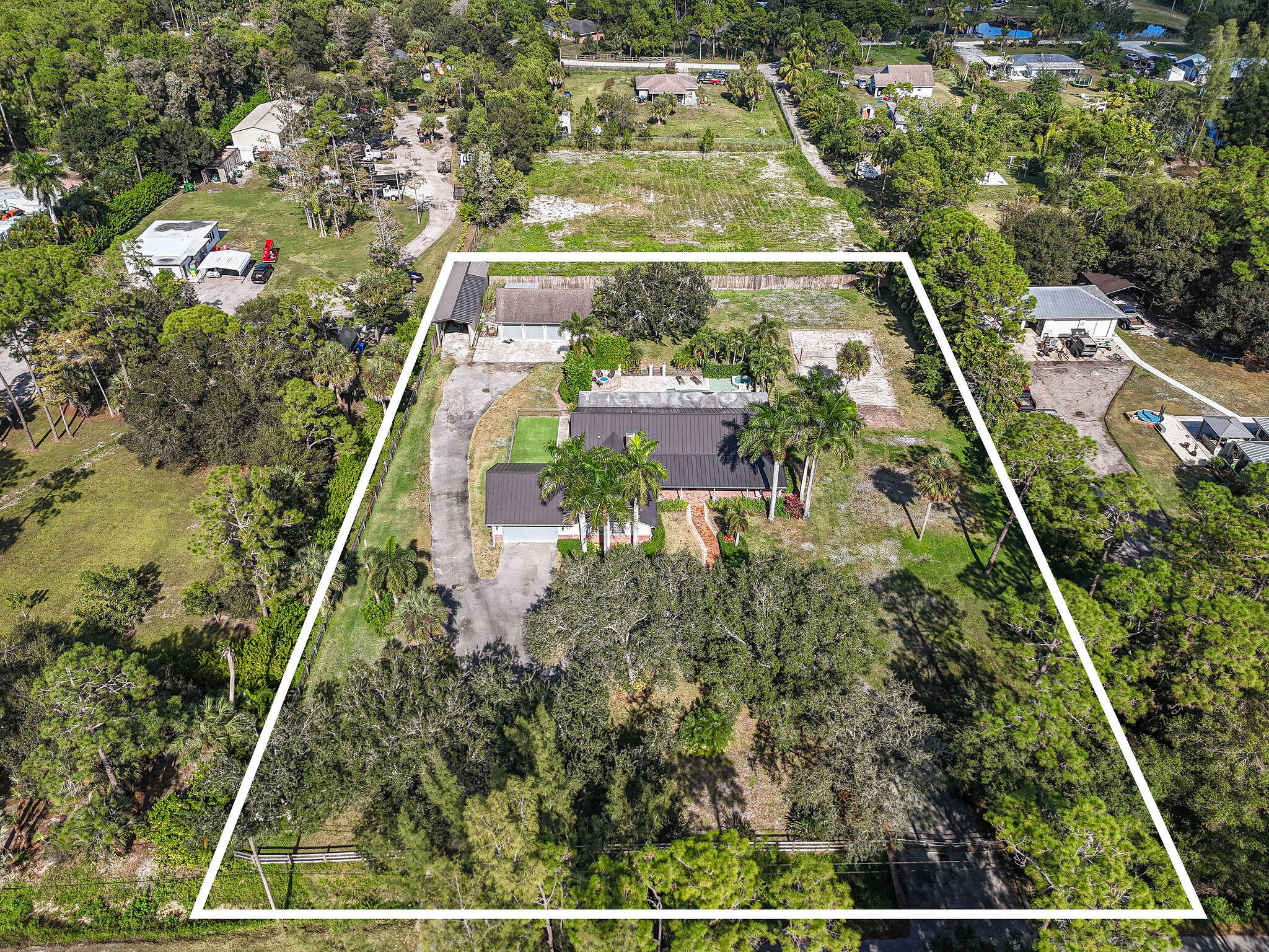 LOXAHATCHEE GROVES - Residential
