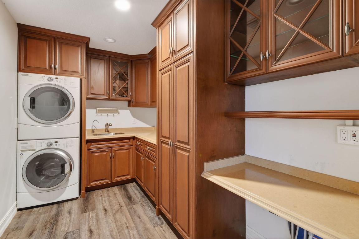 LOXAHATCHEE GROVES - Residential