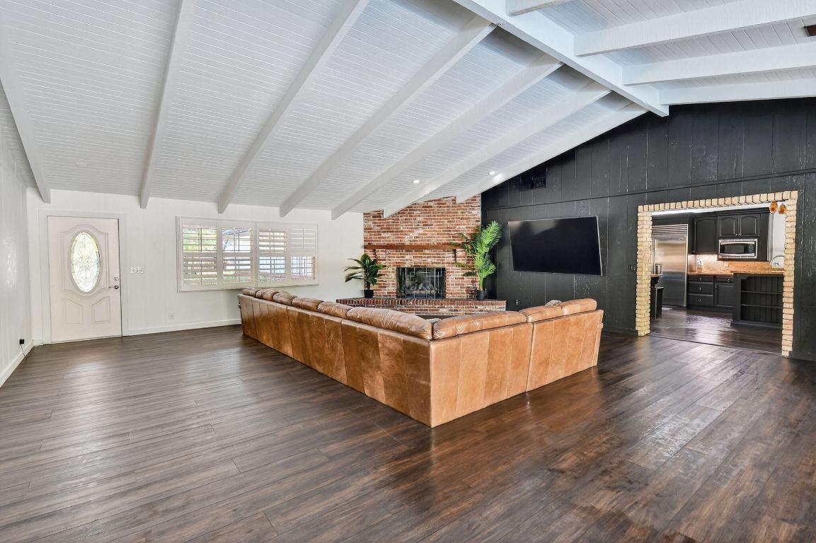 LOXAHATCHEE GROVES - Residential