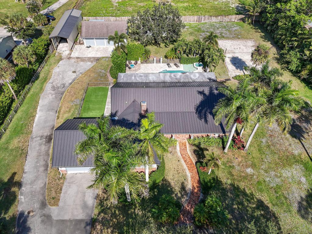 LOXAHATCHEE GROVES - Residential