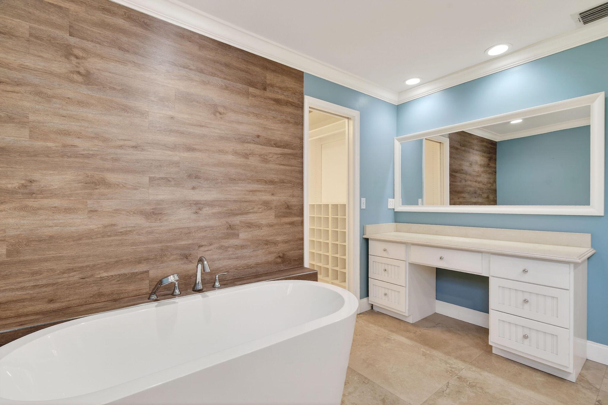 LOXAHATCHEE GROVES - Residential