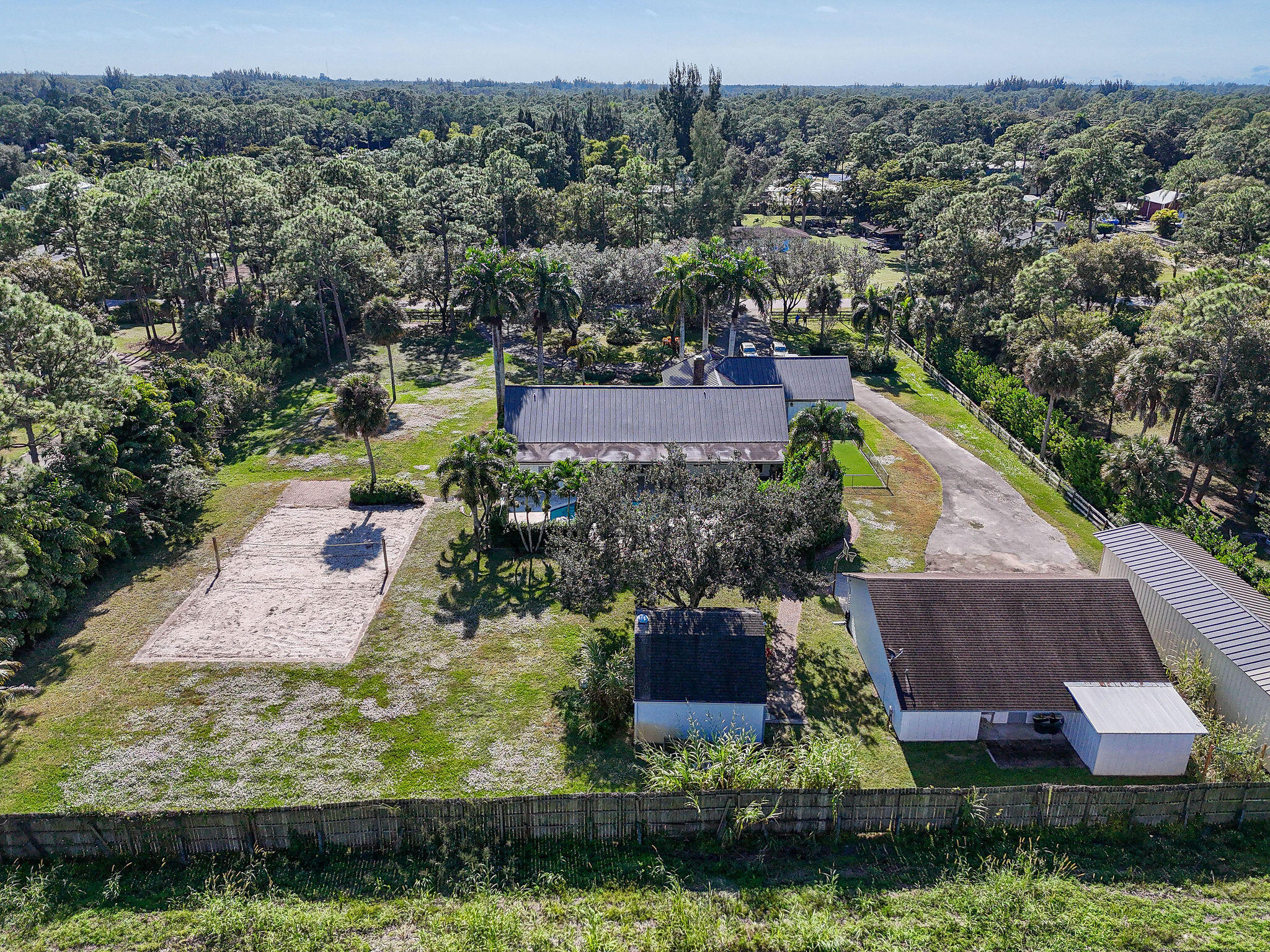 LOXAHATCHEE GROVES - Residential
