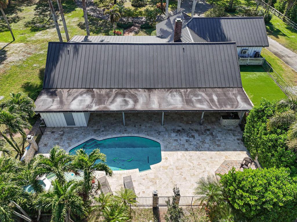 LOXAHATCHEE GROVES - Residential