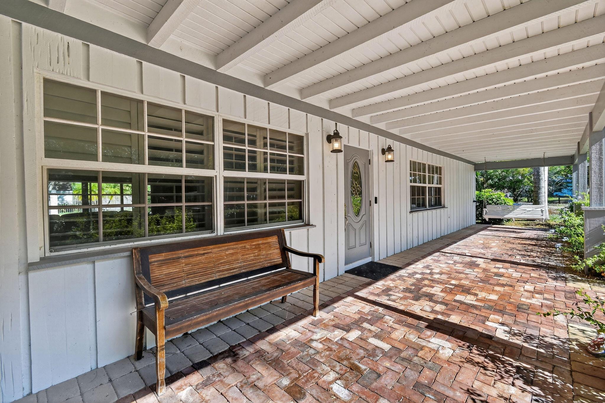 LOXAHATCHEE GROVES - Residential