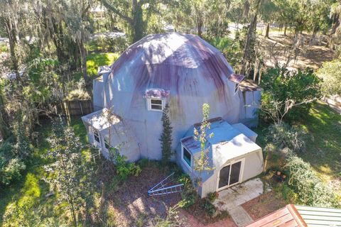 A home in Yulee