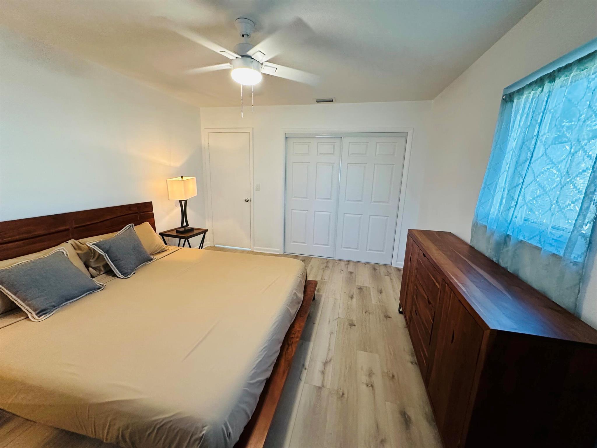 PLANTATION VILLAGE UNREC - Residential Lease