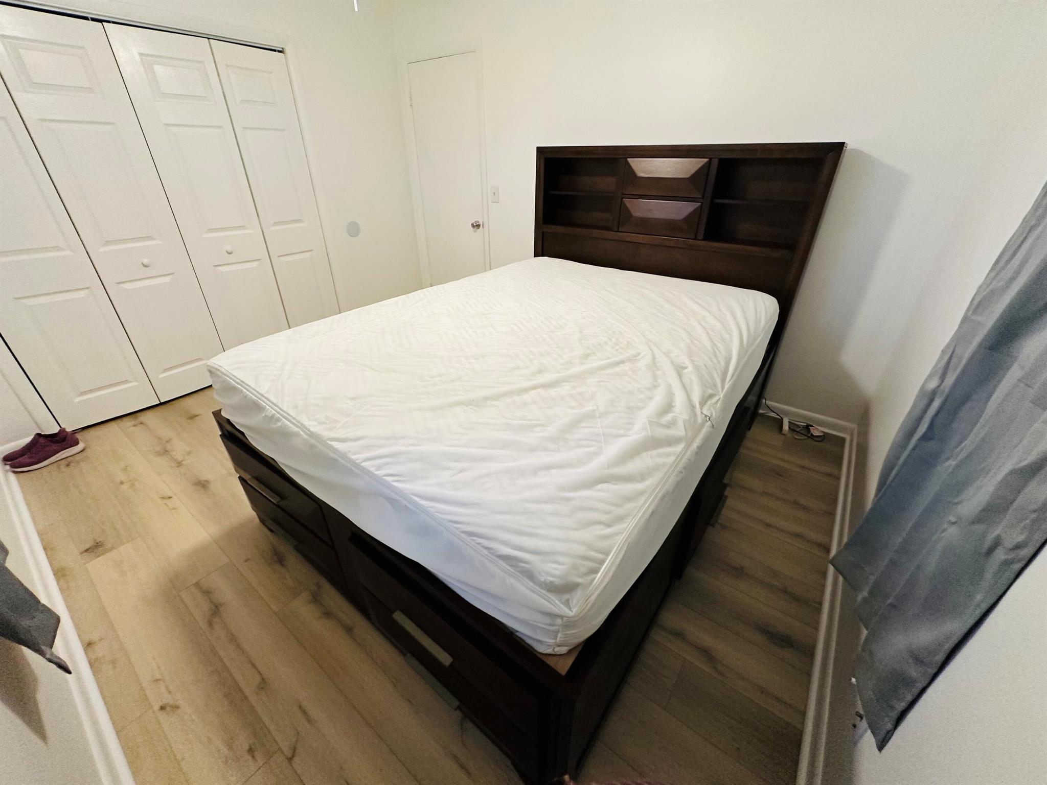 PLANTATION VILLAGE UNREC - Residential Lease