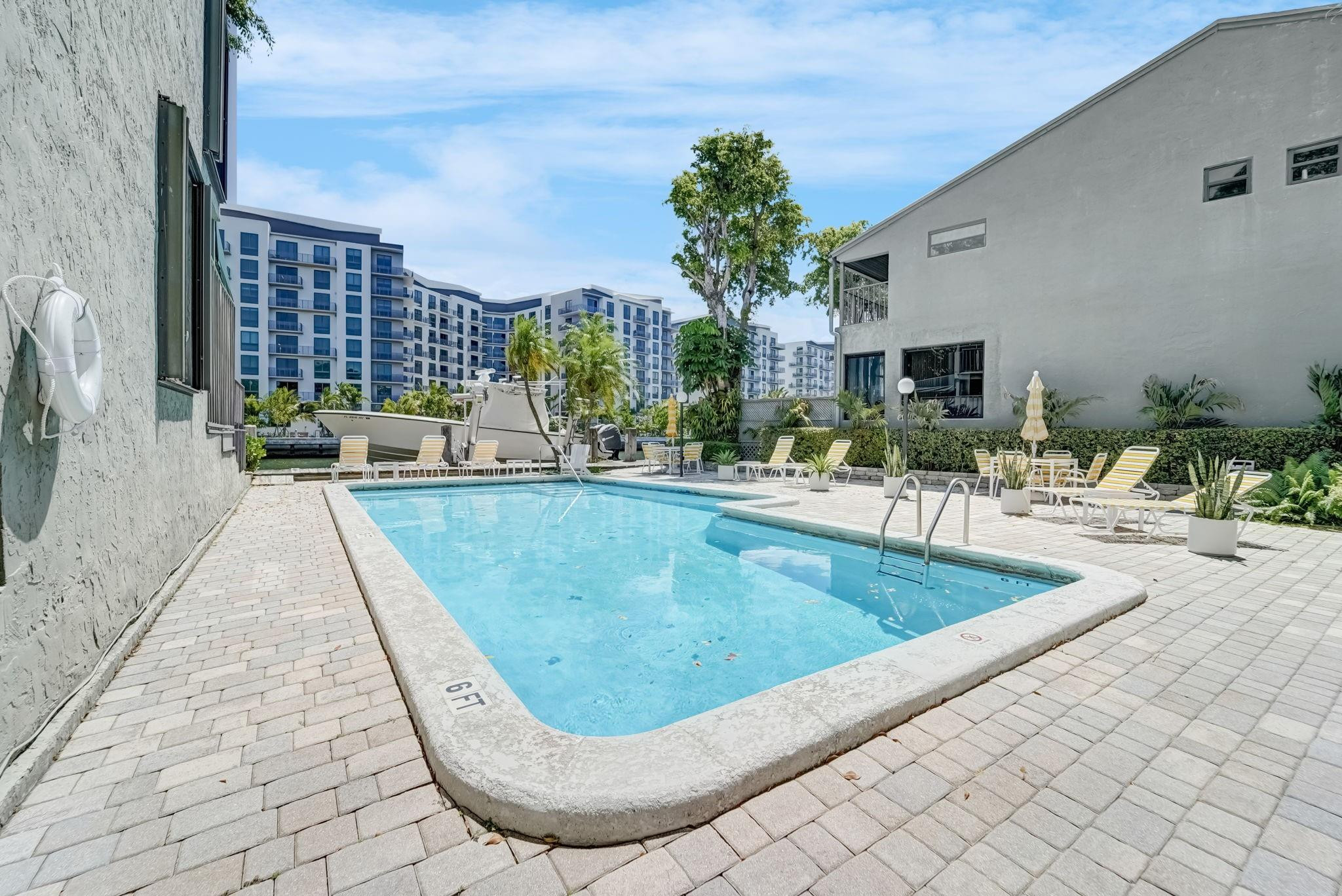 Snug Harbor - Residential