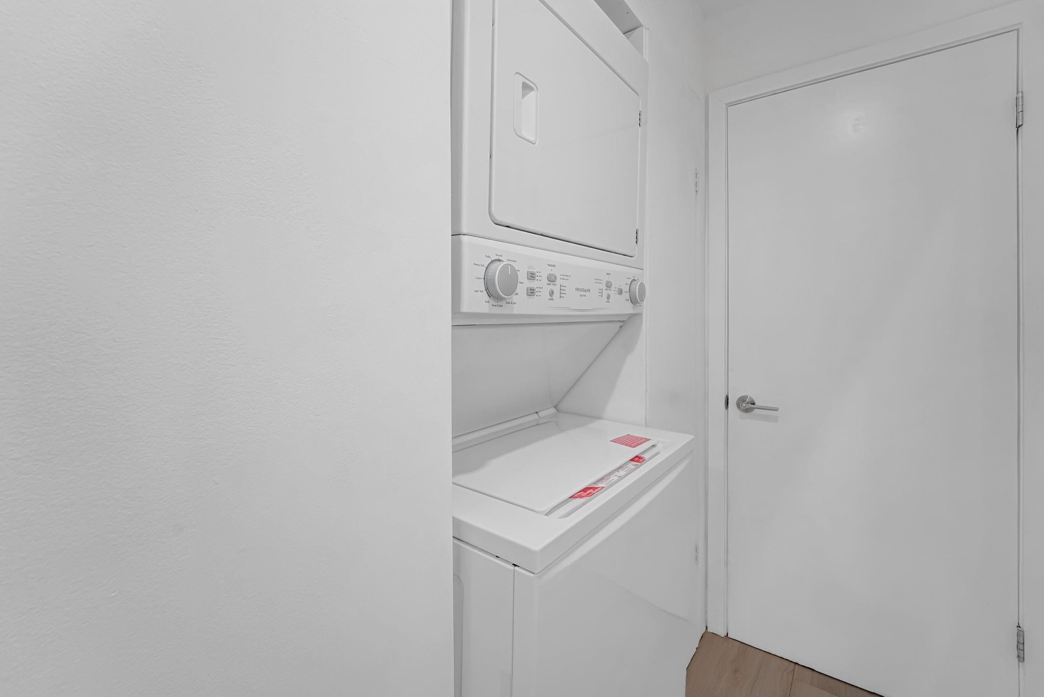 Snug Harbor - Residential