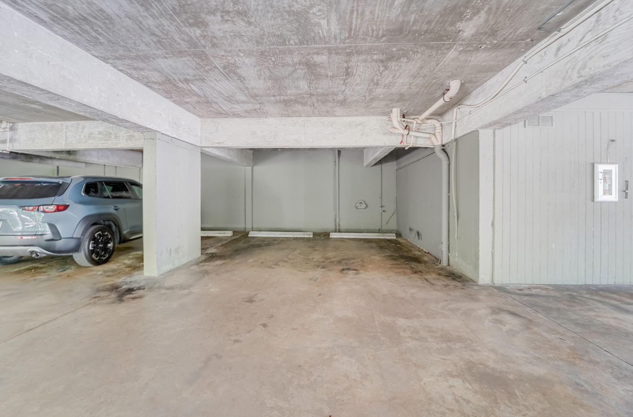 Snug Harbor - Residential