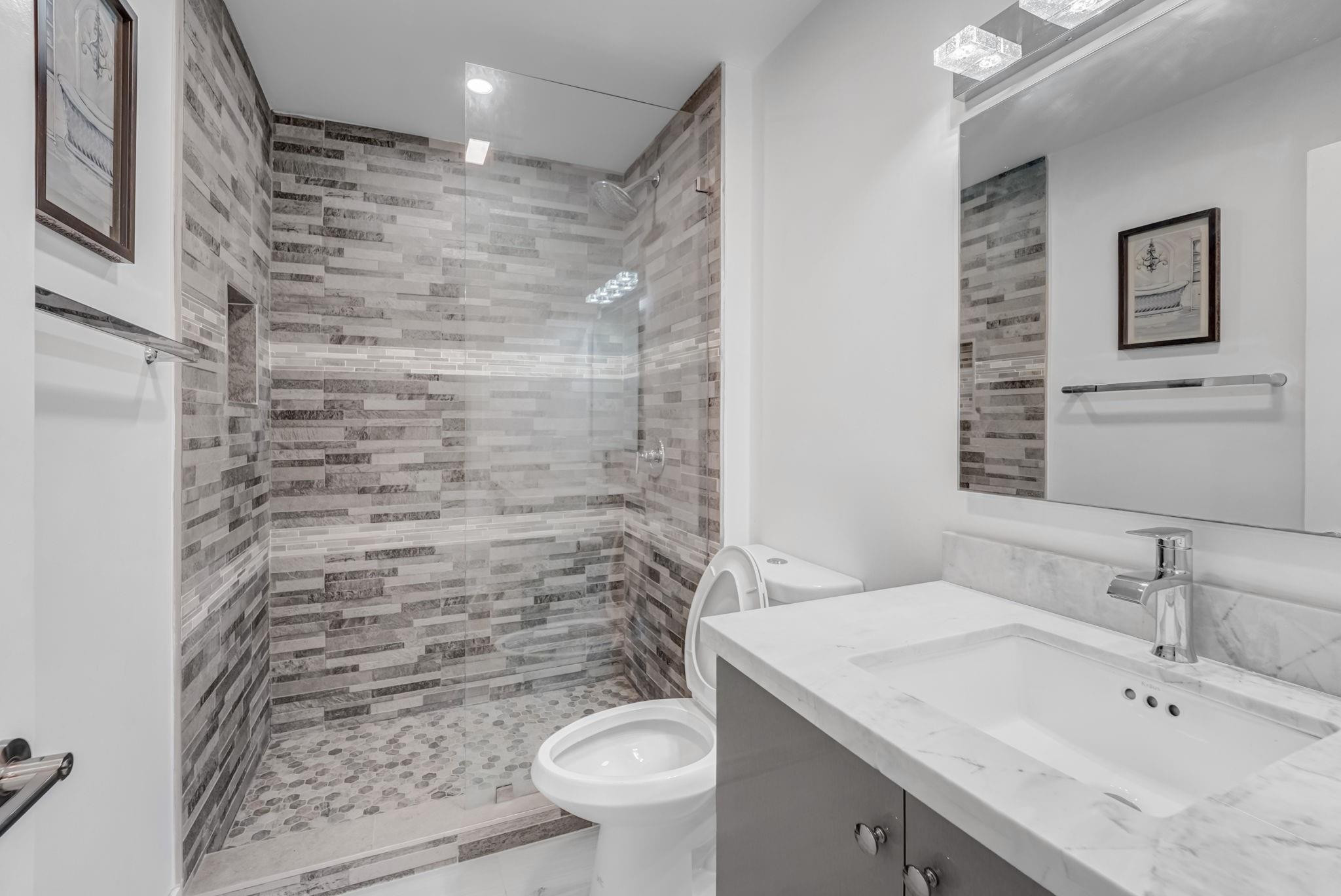 Snug Harbor - Residential