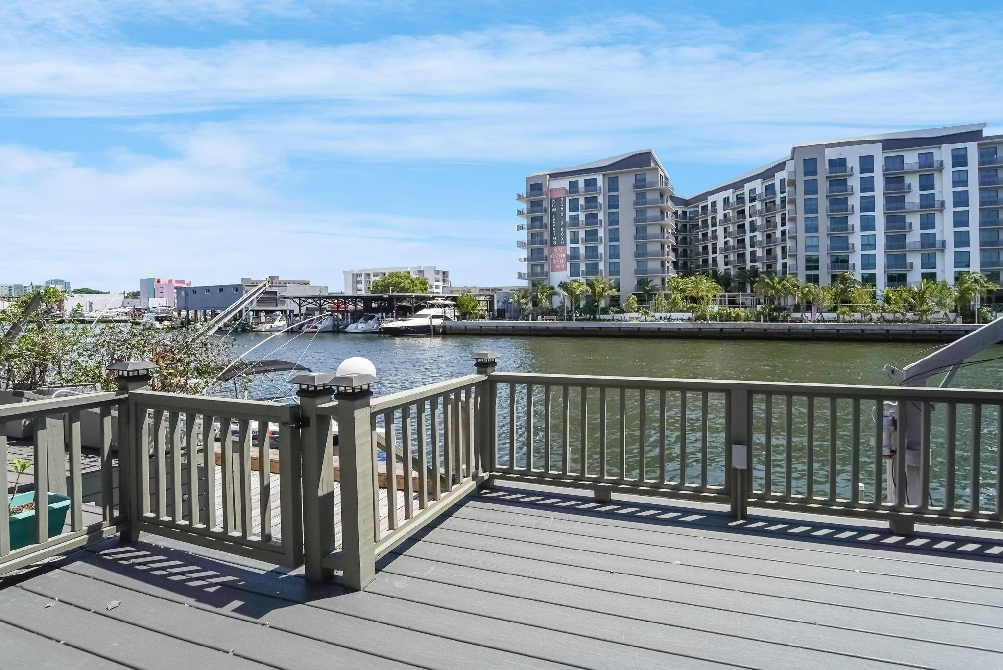 Snug Harbor - Residential