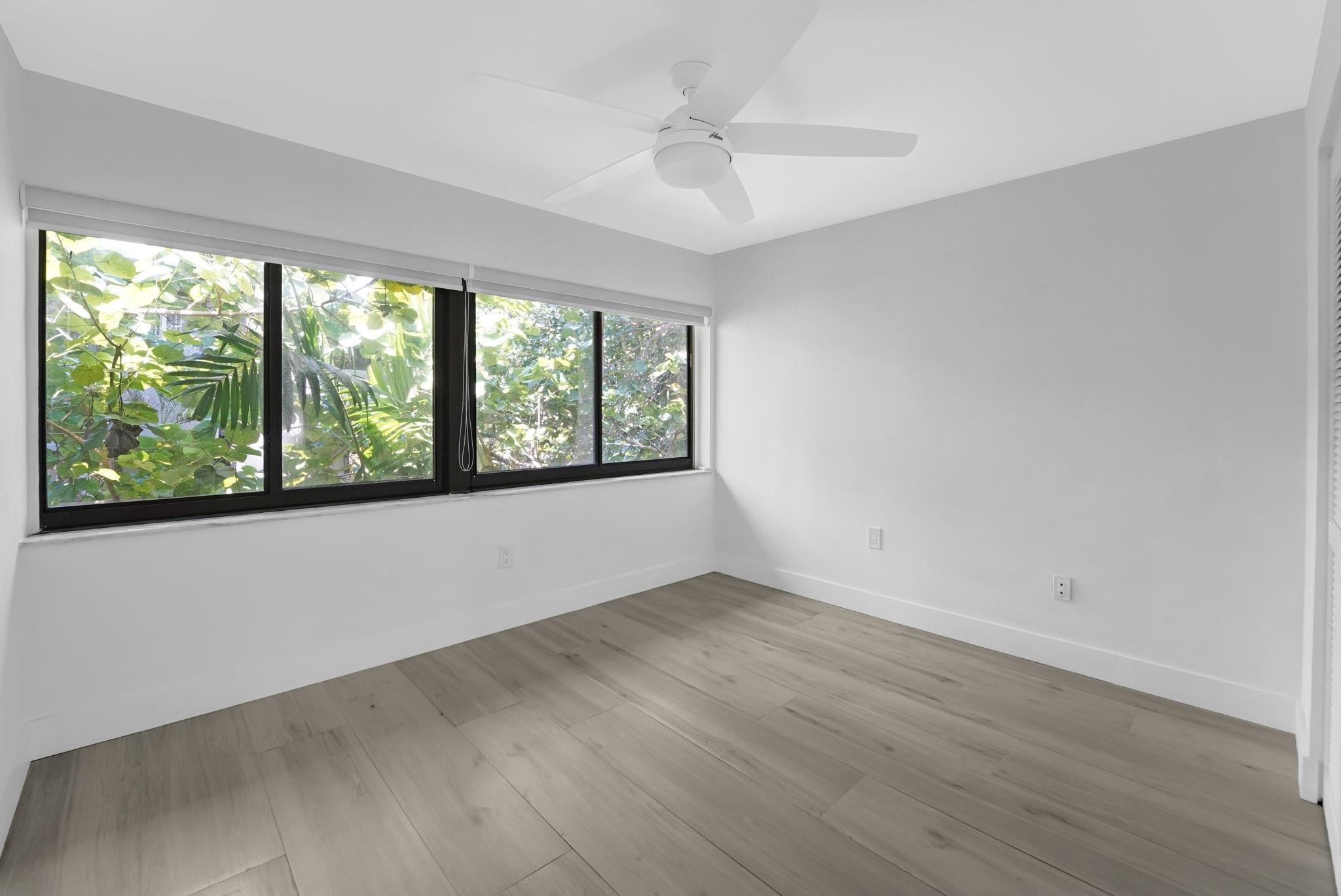 Snug Harbor - Residential