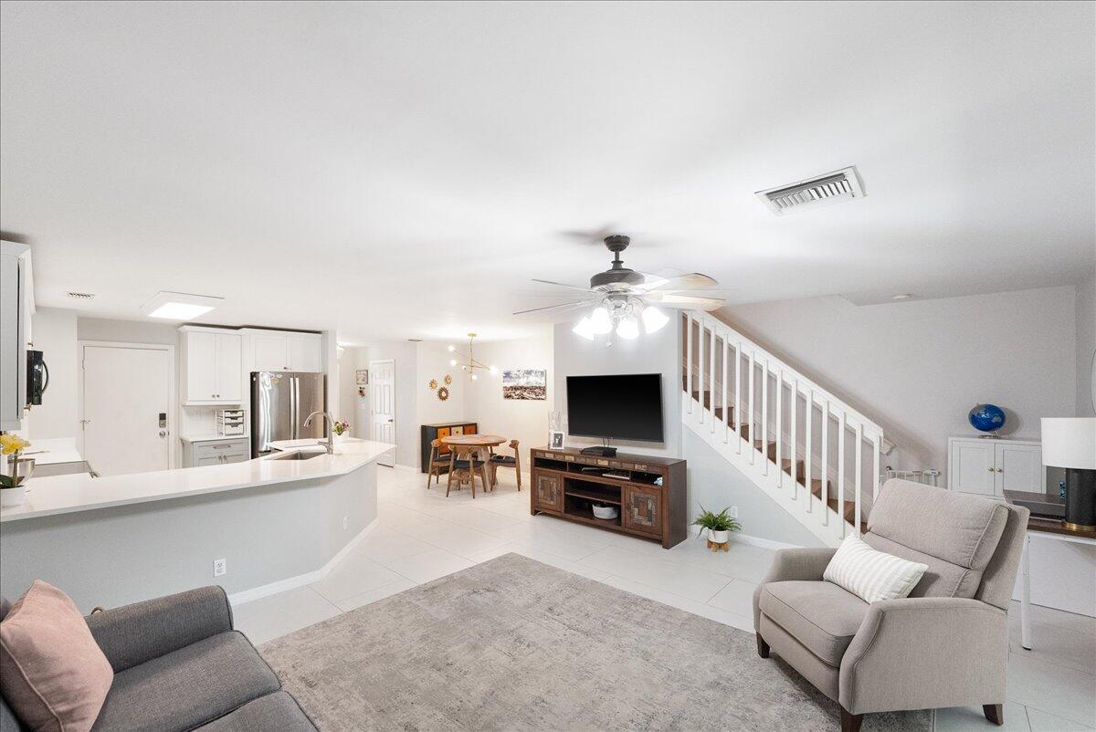 157 Fox Meadow Run