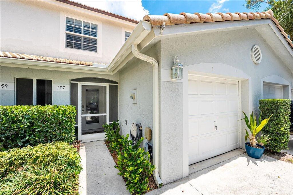 Photo of 157 Fox Meadow Run, Jupiter, FL 33458 (MLS # R11093715)