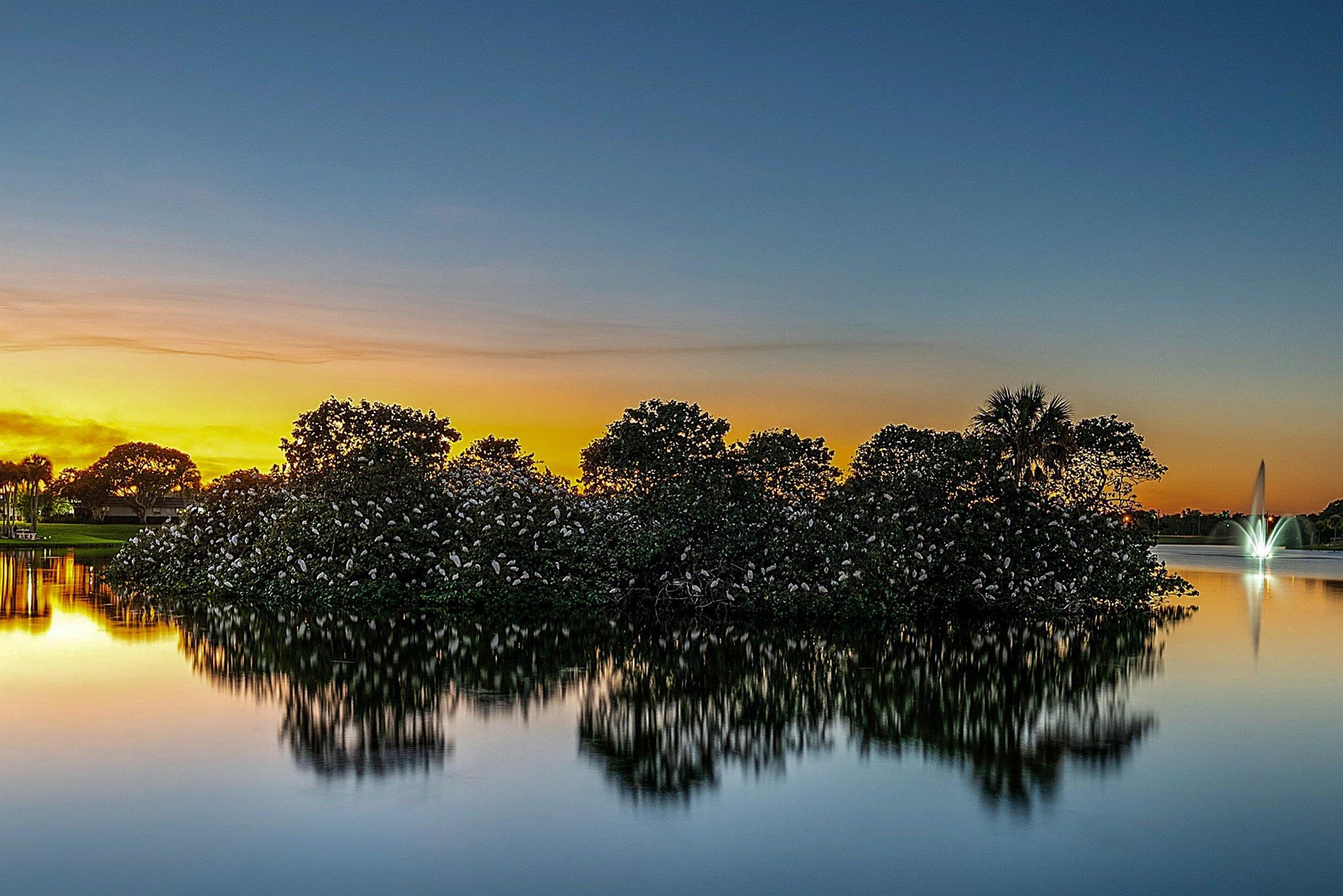 KINGS POINT VALENCIA COND - Residential