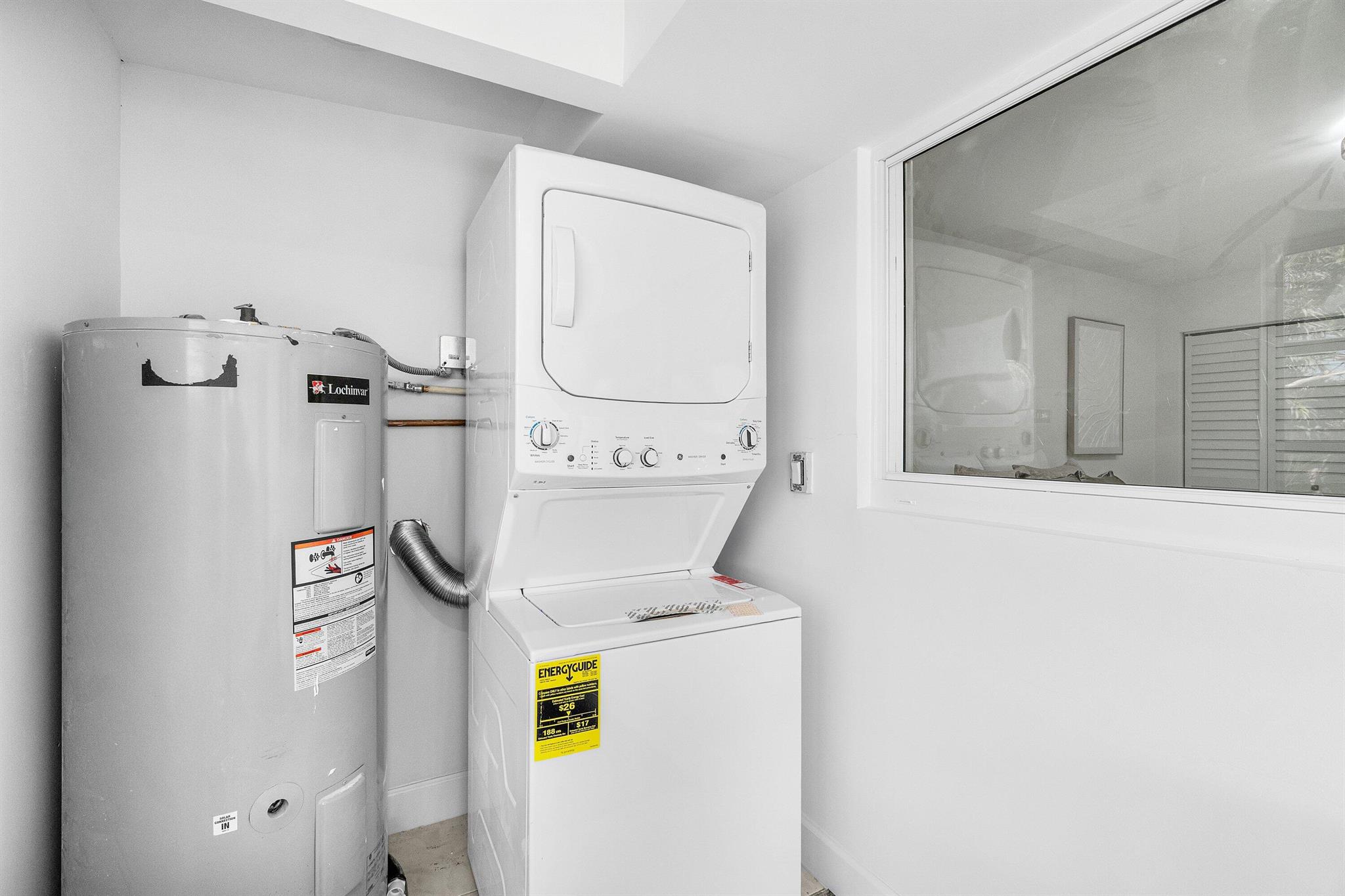 KINGS POINT VALENCIA COND - Residential