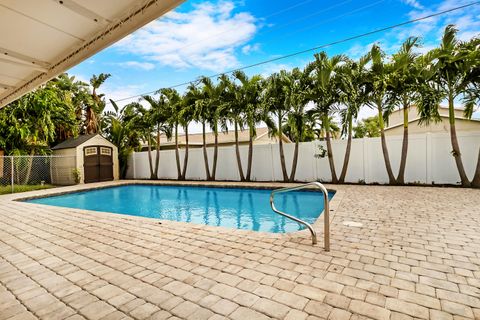 A home in Deerfield Beach