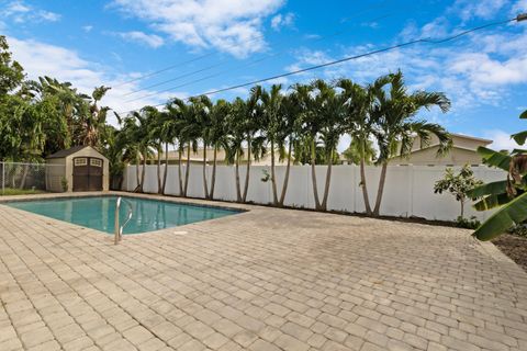 A home in Deerfield Beach