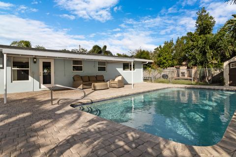 A home in Deerfield Beach