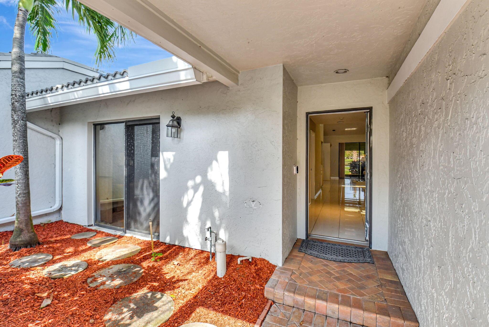 45 Eastgate Drive B
