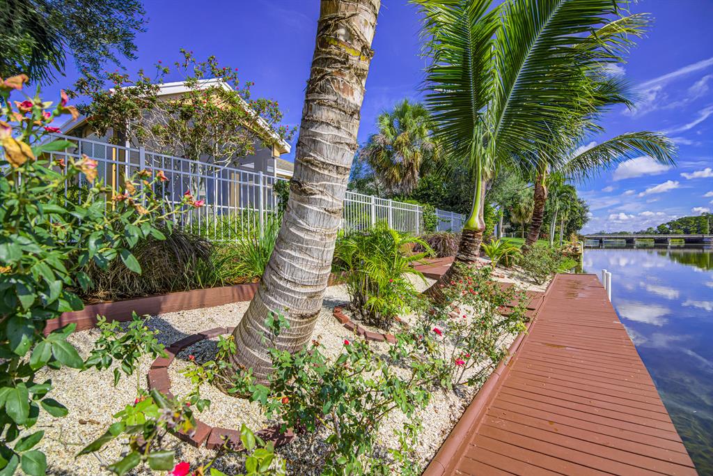 SARATOGA AT ROYAL PALM 3 - Residential