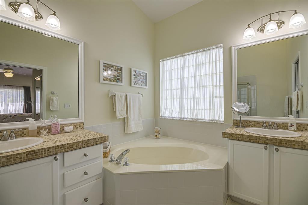 SARATOGA AT ROYAL PALM 3 - Residential