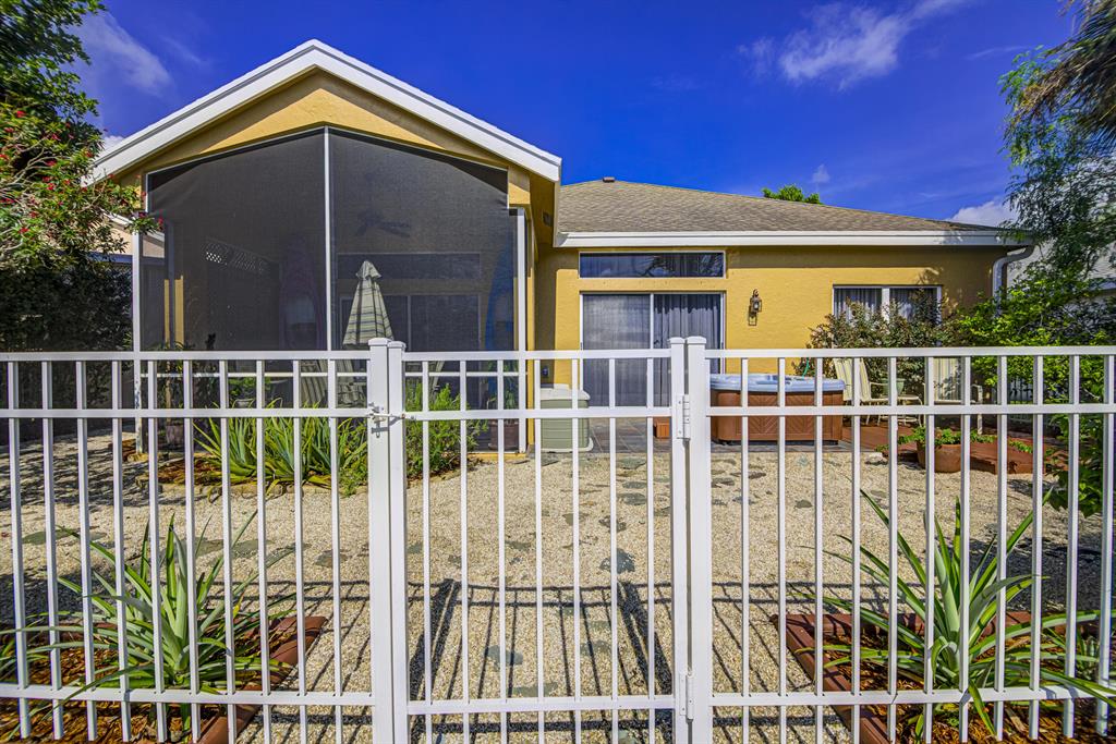 SARATOGA AT ROYAL PALM 3 - Residential