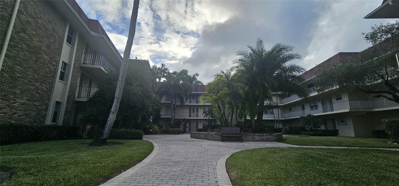 TAMBERLANE 6 CONDO - Residential