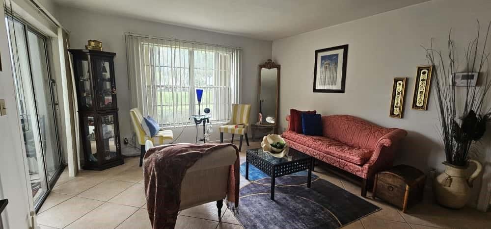 TAMBERLANE 6 CONDO - Residential