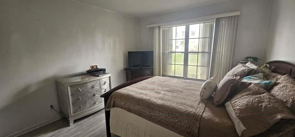 TAMBERLANE 6 CONDO - Residential