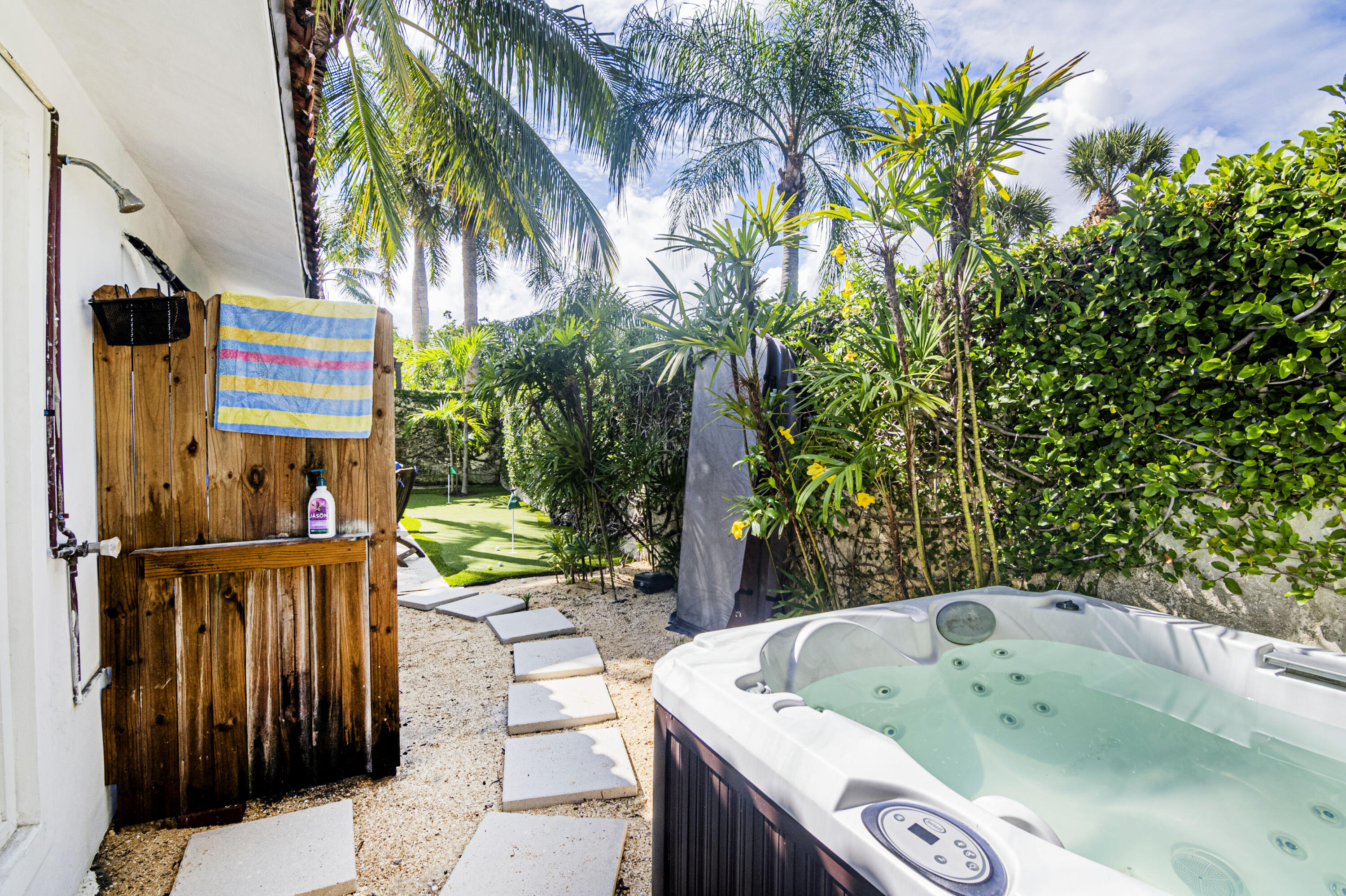 OCEAN WALK PLACE - Residential Lease