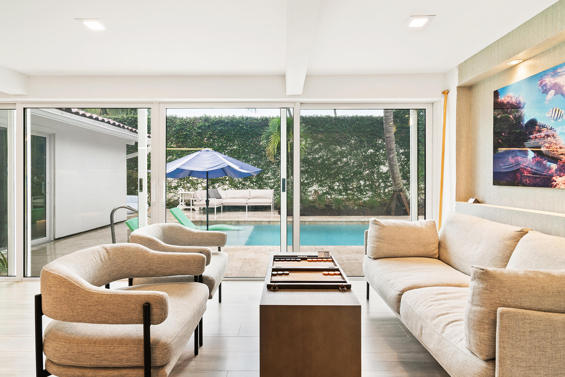 OCEAN WALK PLACE - Residential Lease