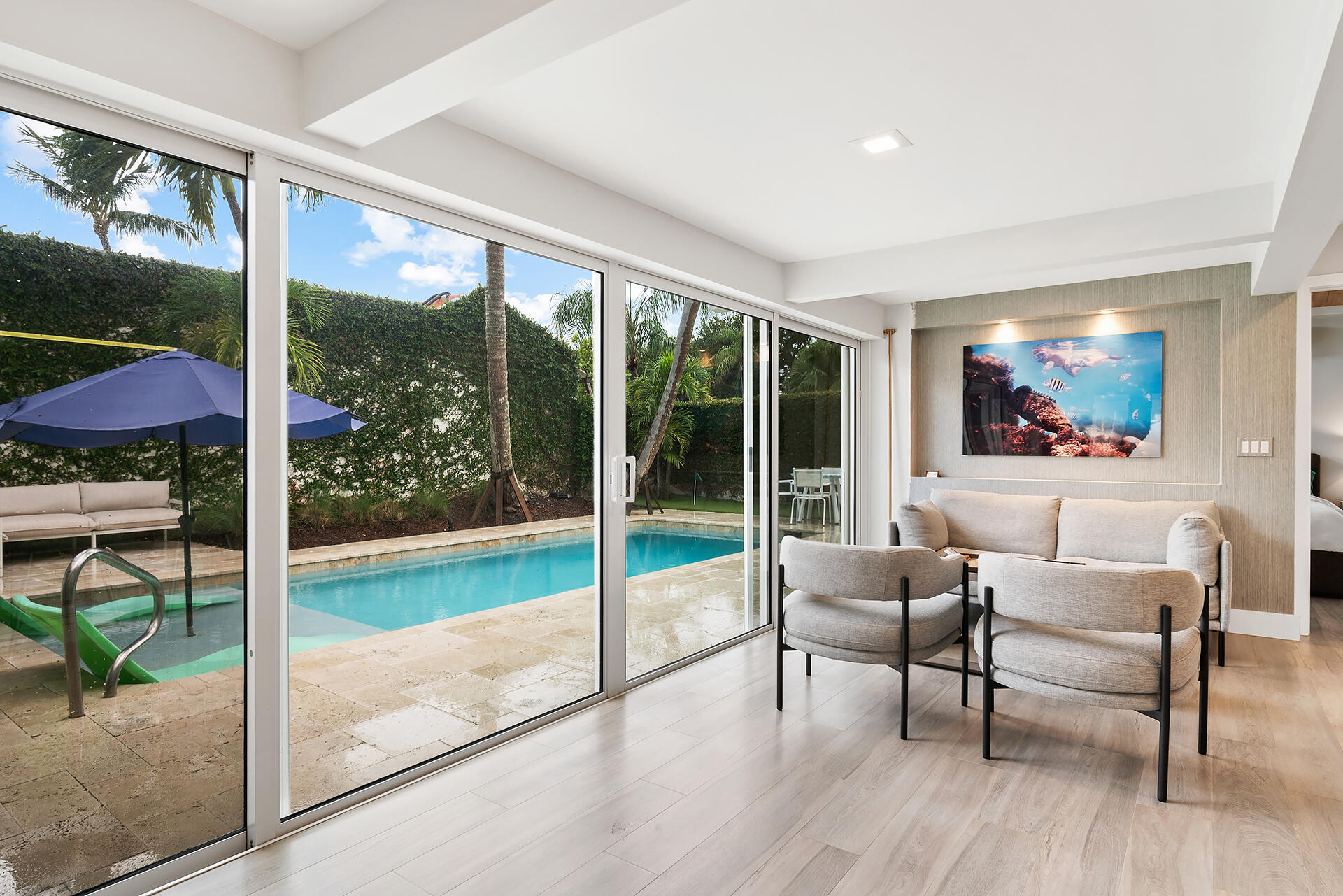 OCEAN WALK PLACE - Residential Lease