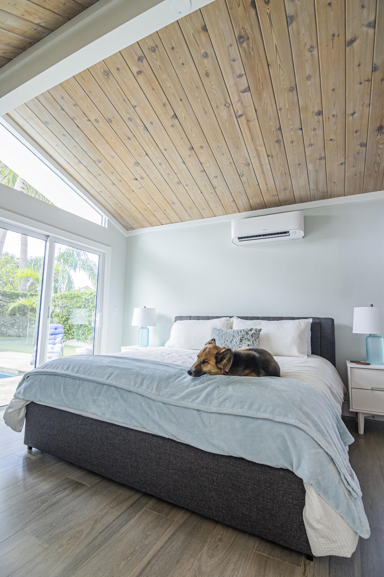 OCEAN WALK PLACE - Residential Lease