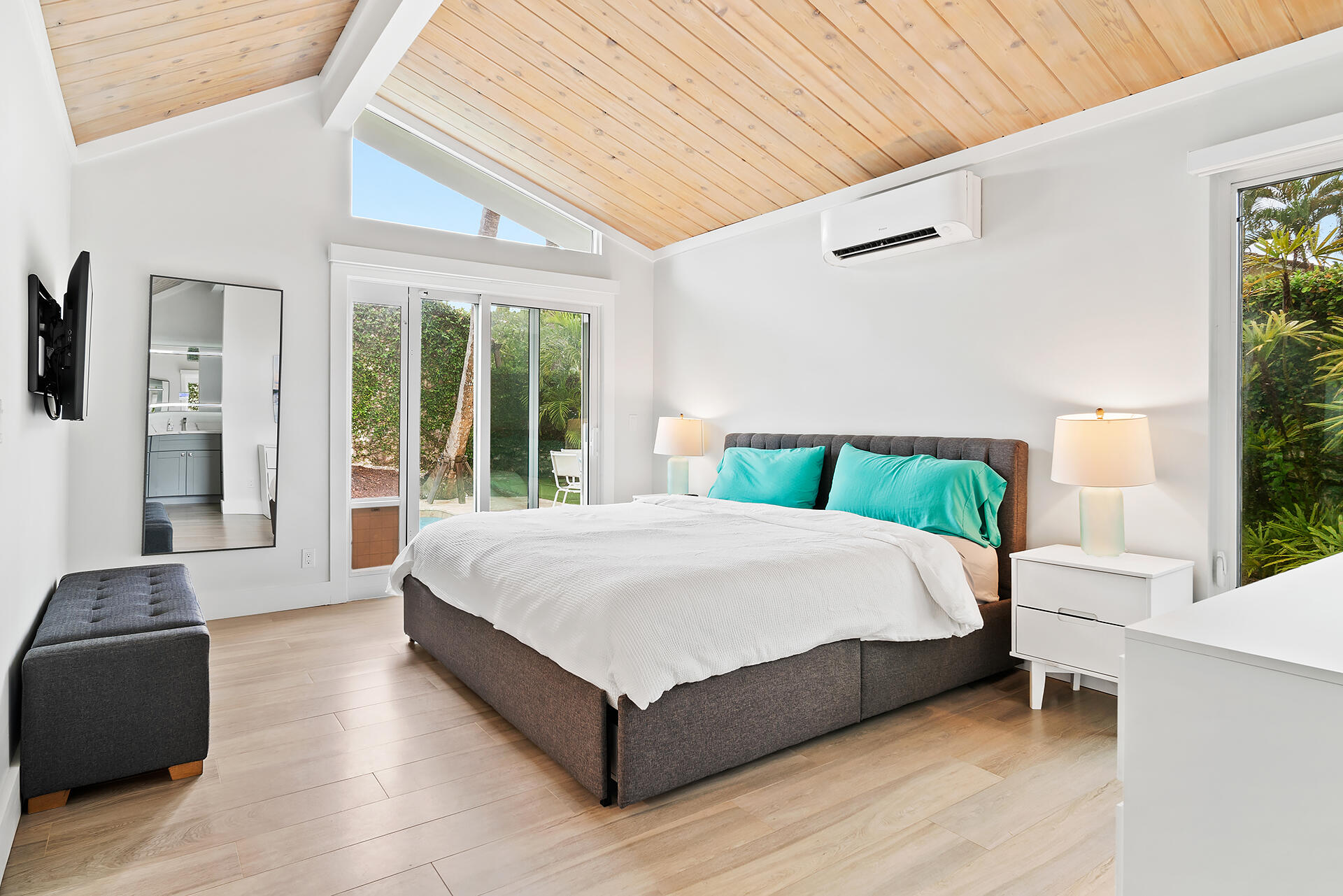 OCEAN WALK PLACE - Residential Lease