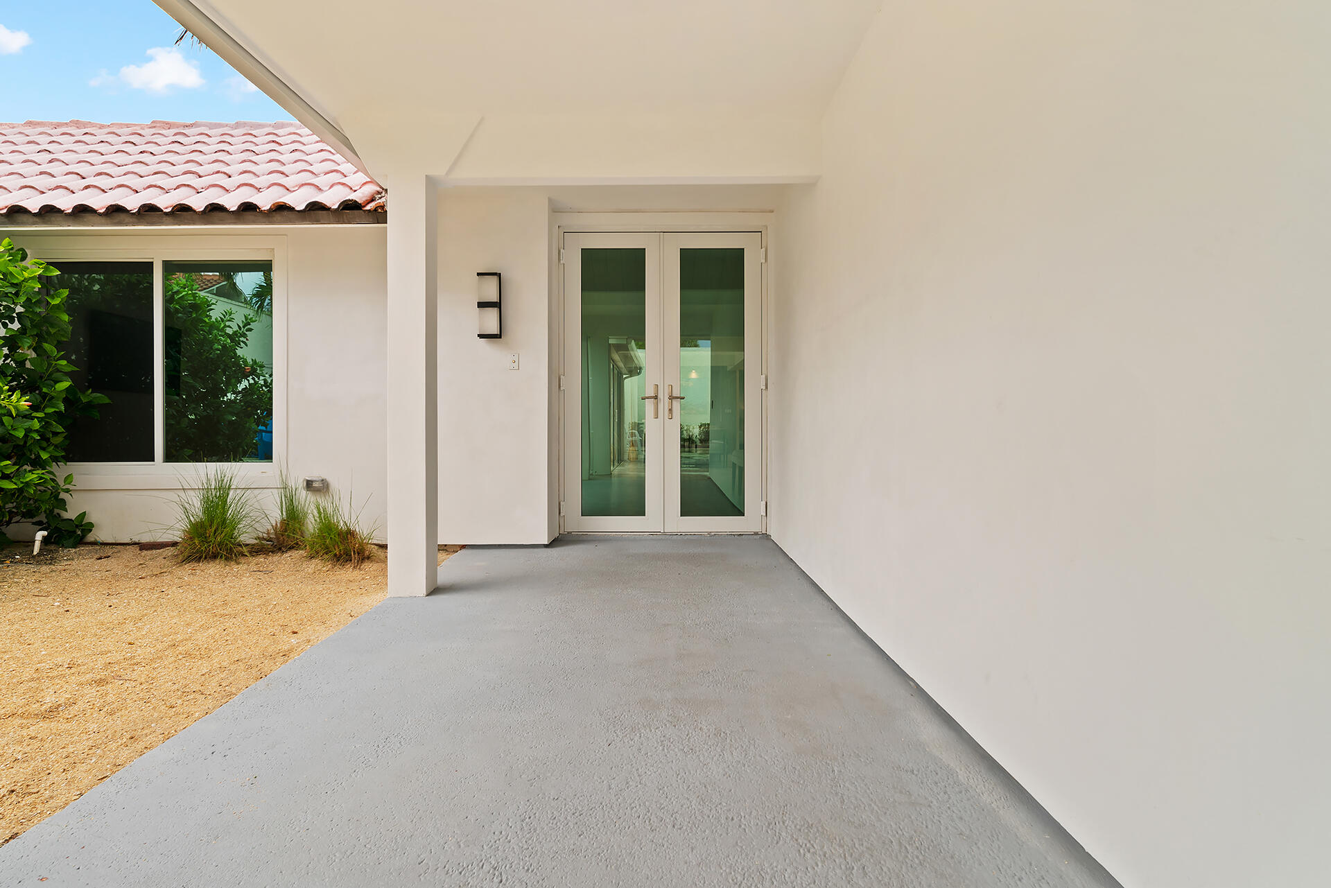 OCEAN WALK PLACE - Residential Lease